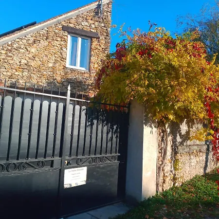 B&B La Briarde Triple Pdj *