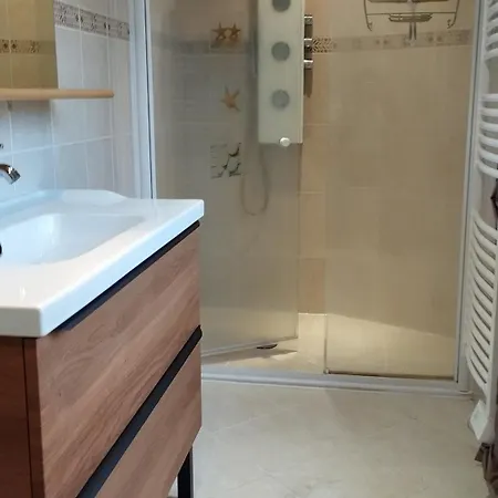 Frühstückspension La Briarde Triple Pdj *